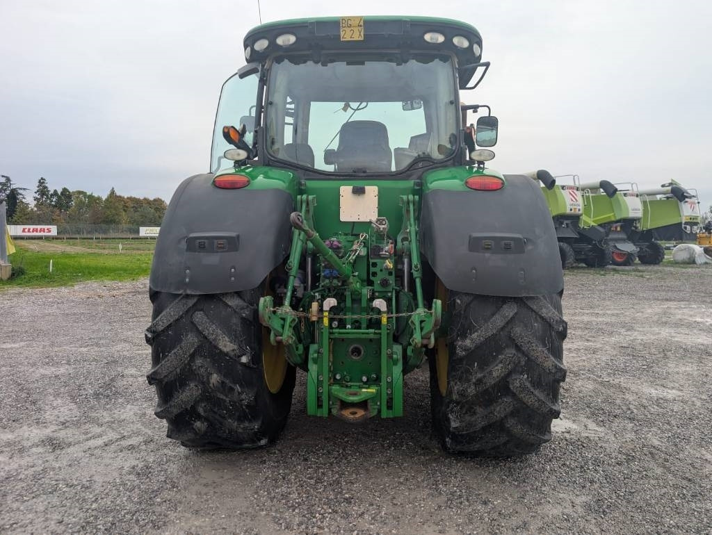 John Deere 7230 R - 장궤형 트랙터 : 사진 5 John Deere 7230 R - 장궤형 트랙터 : 사진 5