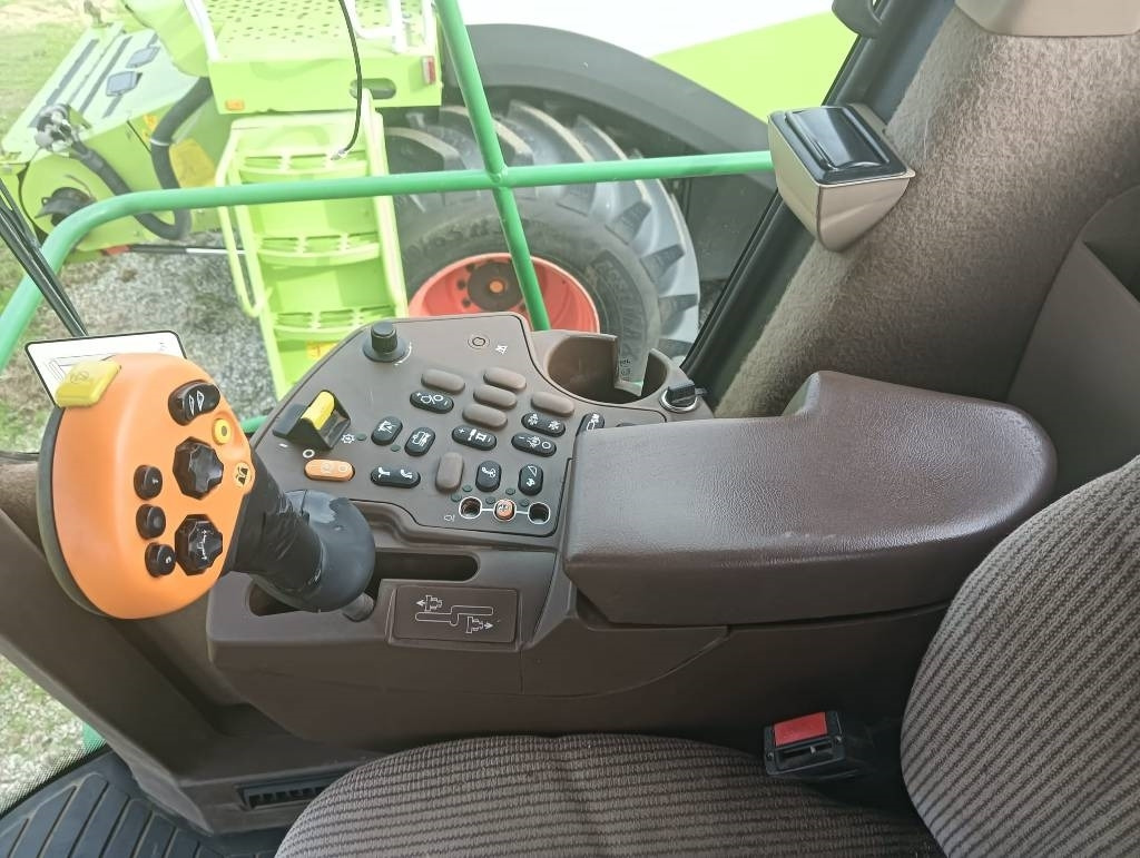 John Deere 7780 i ProDrive - 견인식 목초수확기 : 사진 3 John Deere 7780 i ProDrive - 견인식 목초수확기 : 사진 3
