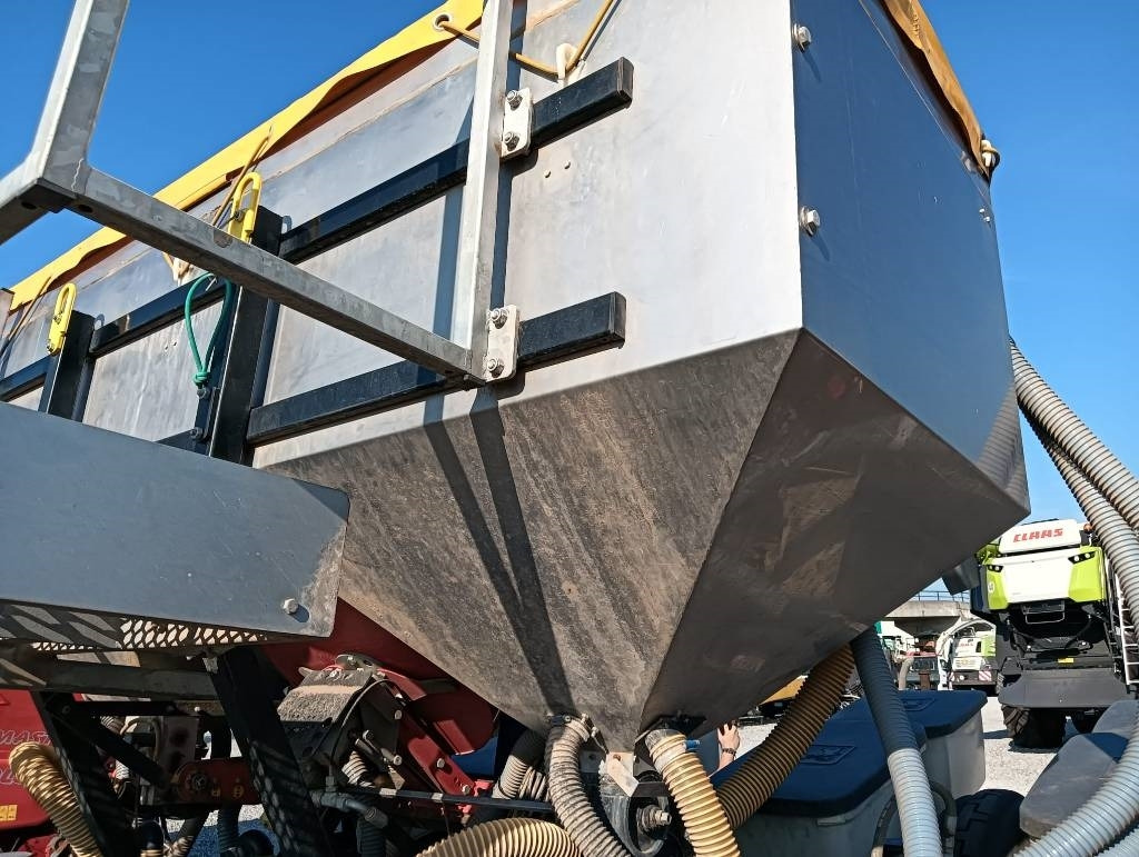 Kinze 3000 - 정밀 파종기 : 사진 3 Kinze 3000 - 정밀 파종기 : 사진 3