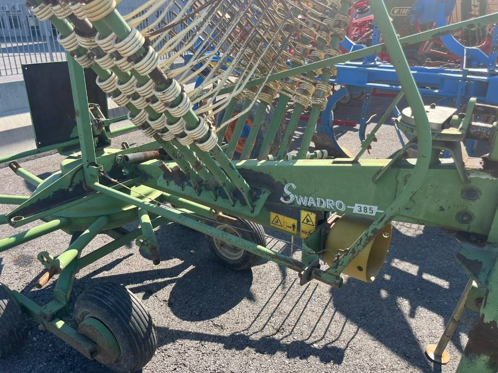 Krone SWADRO 385 - 베일 포장기 : 사진 4 Krone SWADRO 385 - 베일 포장기 : 사진 4