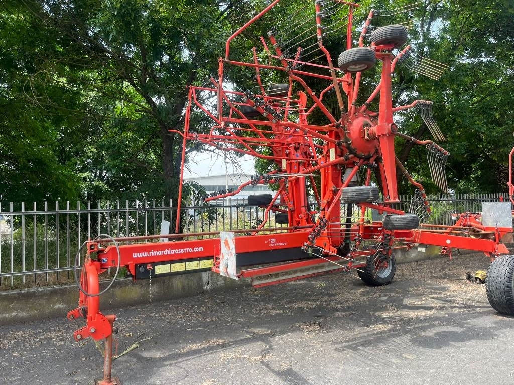Kuhn GA 8121 - 반전기/ 레이크 : 사진 3 Kuhn GA 8121 - 반전기/ 레이크 : 사진 3