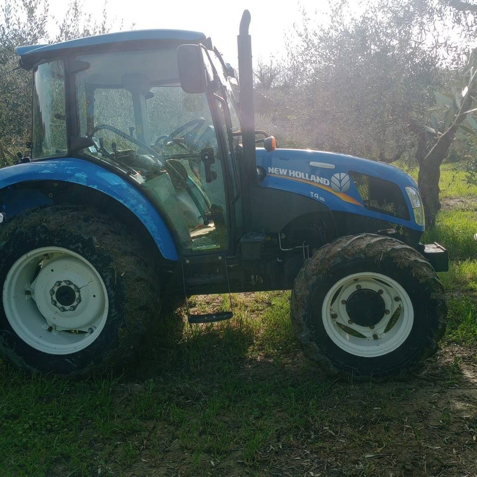 New Holland T 4.55 - 장궤형 트랙터 : 사진 1 New Holland T 4.55 - 장궤형 트랙터 : 사진 1