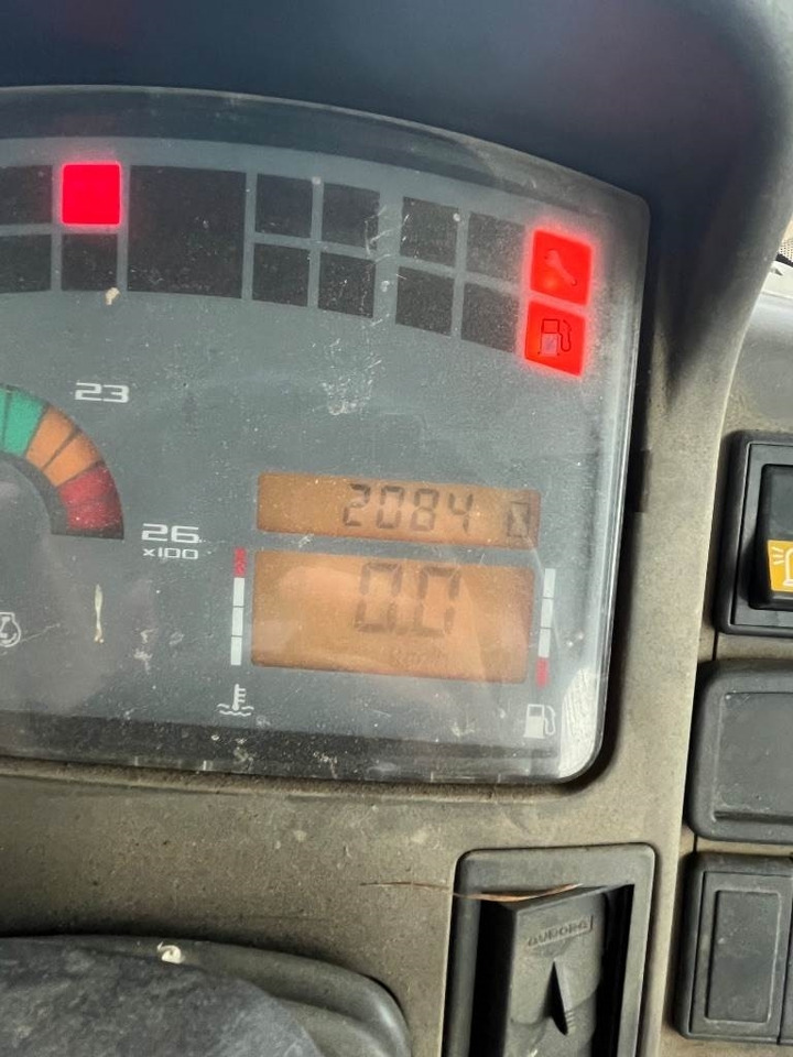 Renault Ares 640 RZ - 장궤형 트랙터 : 사진 3 Renault Ares 640 RZ - 장궤형 트랙터 : 사진 3