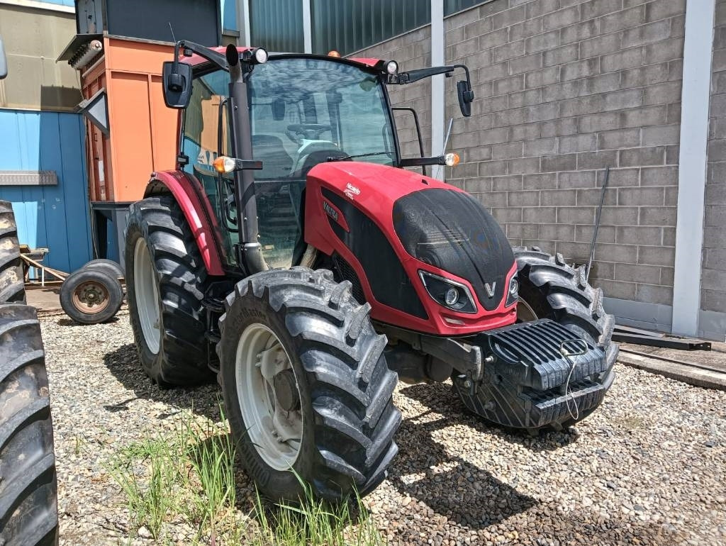 Valtra A 114 - 장궤형 트랙터 : 사진 1 Valtra A 114 - 장궤형 트랙터 : 사진 1