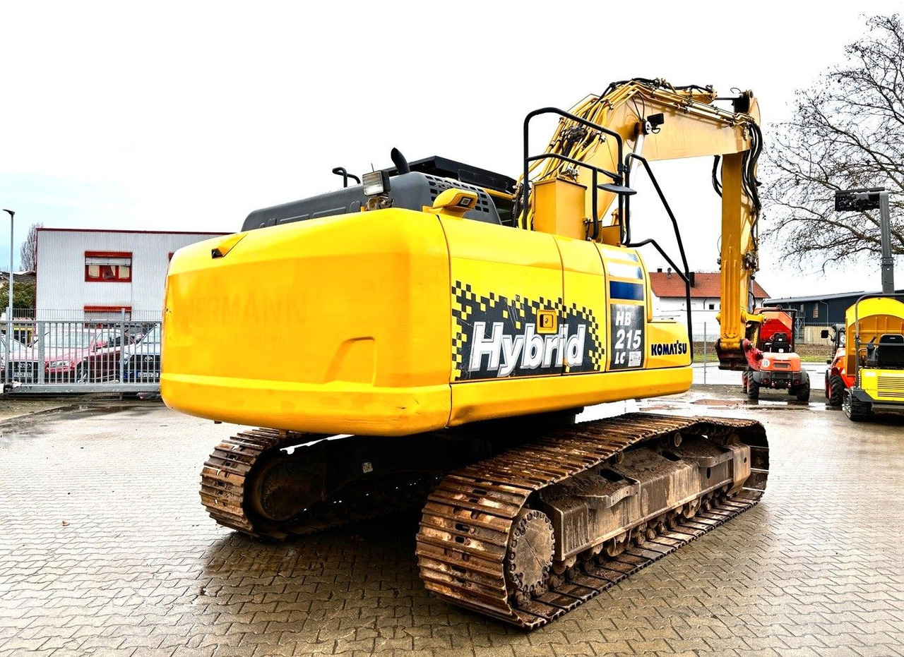 Komatsu HB215LC-3 - 크롤러 굴삭기 : 사진 2 Komatsu HB215LC-3 - 크롤러 굴삭기 : 사진 2