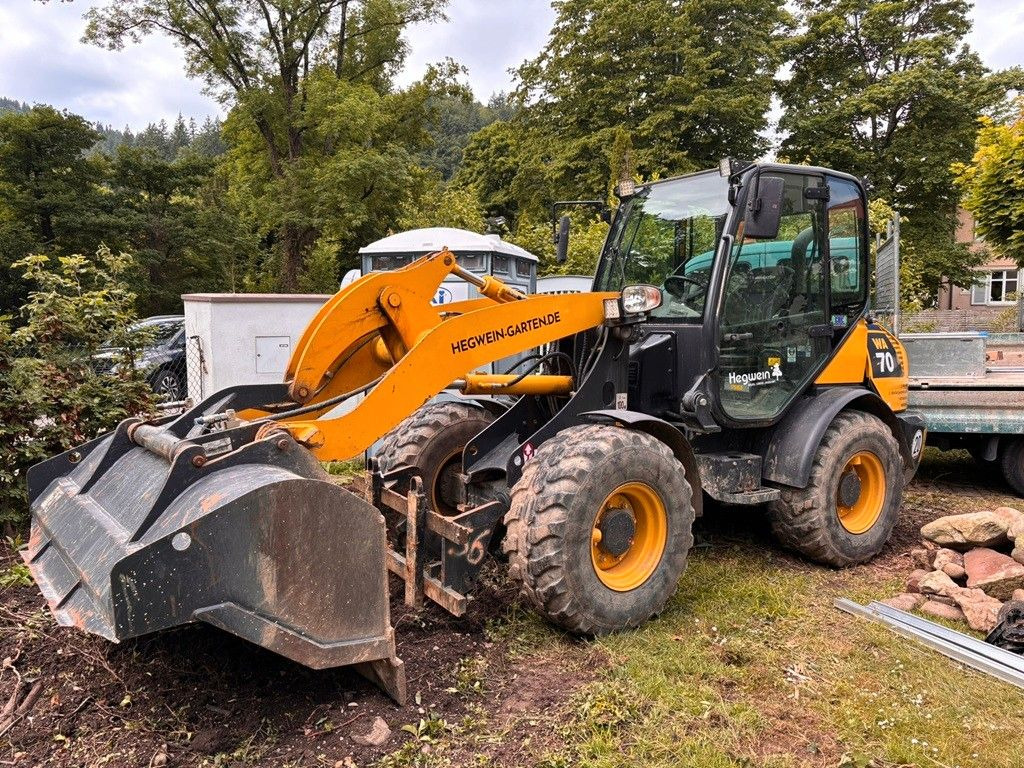 Komatsu WA70-7 - 휠 로더 : 사진 1 Komatsu WA70-7 - 휠 로더 : 사진 1