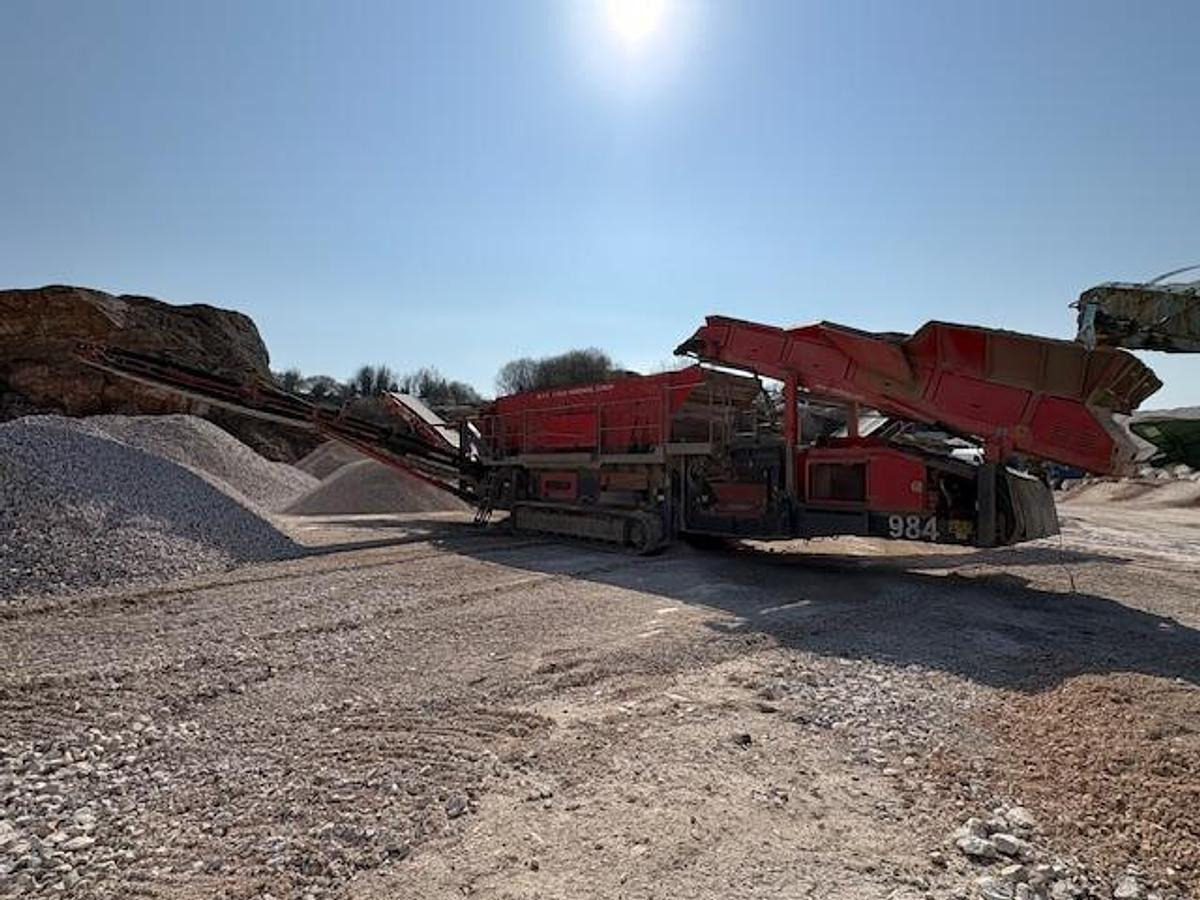 Terex Finlay 2015 Terex Finlay 984 - 스크리너 : 사진 2 Terex Finlay 2015 Terex Finlay 984 - 스크리너 : 사진 2