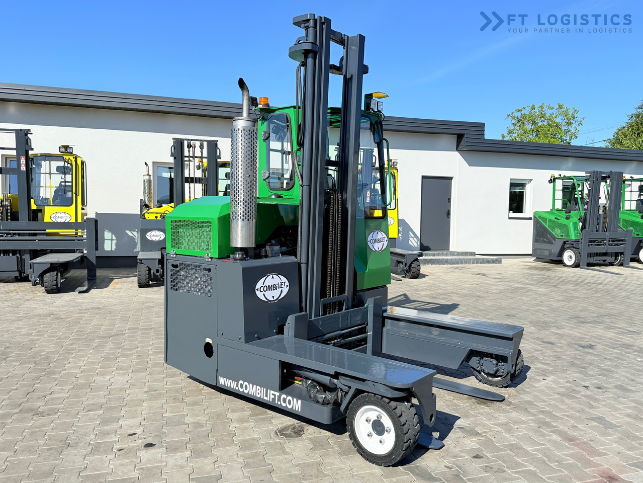 COMBILIFT C3000 / DUPLEX - 4100MM / DIESEL / FREE LIFT / CABIN / LIKE NEW - 4방향 리치 트럭 : 사진 1 COMBILIFT C3000 / DUPLEX - 4100MM / DIESEL / FREE LIFT / CABIN / LIKE NEW - 4방향 리치 트럭 : 사진 1