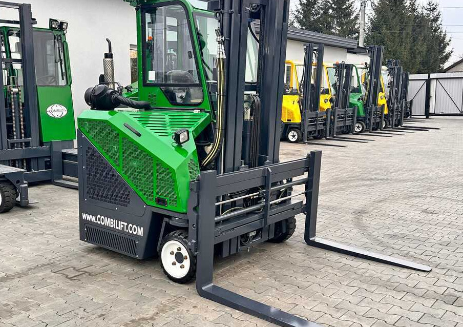 4방향 리치 트럭 Combilift C2500CB / TRIPLEX / DIESEL / 4900MM / FREE LIFT / POSITIONER 1720MM / LIKE NEW : 사진 7