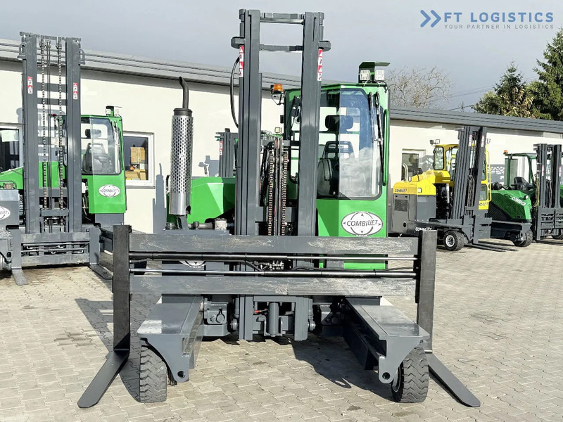 Combilift C3000 / DIESEL / DUPLEX 4200MM / FREE LIFT / WIDE FORK POSITIONER / FULL CABIN / EXCELLENT CONDITION / Wide range of four-way an - 4방향 리치 트럭 : 사진 4 Combilift C3000 / DIESEL / DUPLEX 4200MM / FREE LIFT / WIDE FORK POSITIONER / FULL CABIN / EXCELLENT CONDITION / Wide range of four-way an - 4방향 리치 트럭 : 사진 4