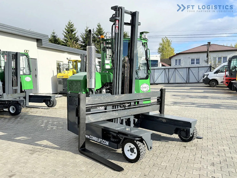 Combilift C3000 / DIESEL / DUPLEX 4200MM / FREE LIFT / WIDE FORK POSITIONER / FULL CABIN / EXCELLENT CONDITION / Wide range of four-way an - 4방향 리치 트럭 : 사진 5 Combilift C3000 / DIESEL / DUPLEX 4200MM / FREE LIFT / WIDE FORK POSITIONER / FULL CABIN / EXCELLENT CONDITION / Wide range of four-way an - 4방향 리치 트럭 : 사진 5