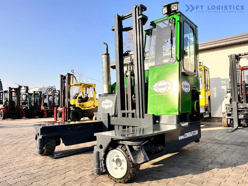 Combilift C3000 / DUPLEX / 4100MM / LPG / FREE LIFT / Like New C3000 / DUPLEX / 4100MM / LPG / FREE LIFT / Like New - 4방향 리치 트럭 : 사진 5 Combilift C3000 / DUPLEX / 4100MM / LPG / FREE LIFT / Like New C3000 / DUPLEX / 4100MM / LPG / FREE LIFT / Like New - 4방향 리치 트럭 : 사진 5