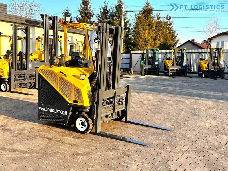 Combilift C3000CB / LPG / TRIPLEX - 4900MM / LPG / FREE LIFT / FORK POSITIONER C3000CB / LPG / TRIPLEX - 4900MM / LPG / FREE LIFT / FORK P - 4방향 리치 트럭 : 사진 5 Combilift C3000CB / LPG / TRIPLEX - 4900MM / LPG / FREE LIFT / FORK POSITIONER C3000CB / LPG / TRIPLEX - 4900MM / LPG / FREE LIFT / FORK P - 4방향 리치 트럭 : 사진 5