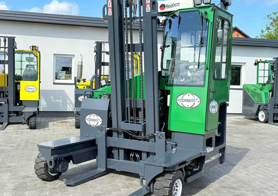Combilift C3500 / DUPLEX 4100MM / GAS / EXTENDABLE FORKS / CABIN / HEATING + AIR CONDITIONING / LIKE NEW - 4방향 리치 트럭 : 사진 2 Combilift C3500 / DUPLEX 4100MM / GAS / EXTENDABLE FORKS / CABIN / HEATING + AIR CONDITIONING / LIKE NEW - 4방향 리치 트럭 : 사진 2
