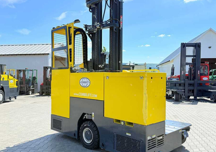 4방향 리치 트럭 Combilift C4000STE / TRIPLEX / 6850MM / FREE LIFT / ONLY 1,348 HOURS / FORK SIDESHIFT / EXCELLENT CONDITION : 사진 43