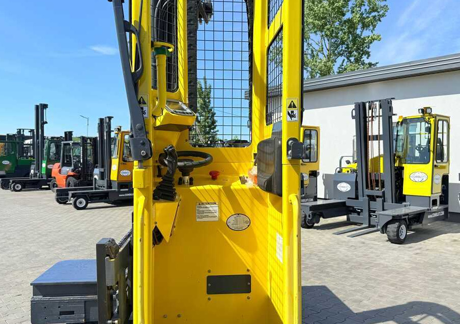 4방향 리치 트럭 Combilift C4000STE / TRIPLEX / 6850MM / FREE LIFT / ONLY 1,348 HOURS / FORK SIDESHIFT / EXCELLENT CONDITION : 사진 45