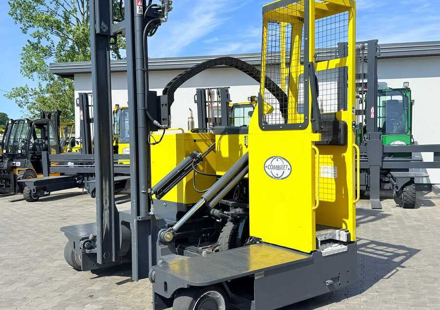 4방향 리치 트럭 Combilift C4000STE / TRIPLEX / 6850MM / FREE LIFT / ONLY 1,348 HOURS / FORK SIDESHIFT / EXCELLENT CONDITION : 사진 33