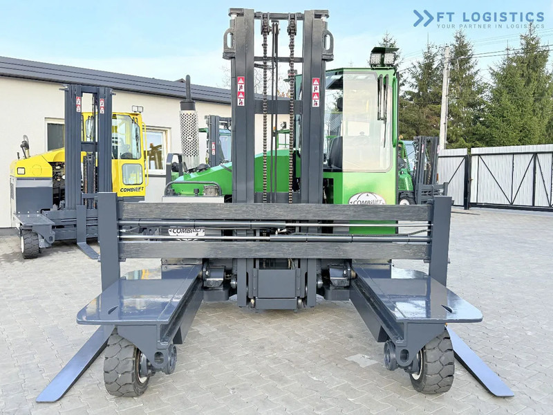 Combilift C4500 / DIESEL / DUPLEX 4000MM / WIDE FORK POSITIONER / HEATING / FULL CABIN / EXCELLENT CONDITION / A wide range of four-way an - 4방향 리치 트럭 : 사진 5 Combilift C4500 / DIESEL / DUPLEX 4000MM / WIDE FORK POSITIONER / HEATING / FULL CABIN / EXCELLENT CONDITION / A wide range of four-way an - 4방향 리치 트럭 : 사진 5