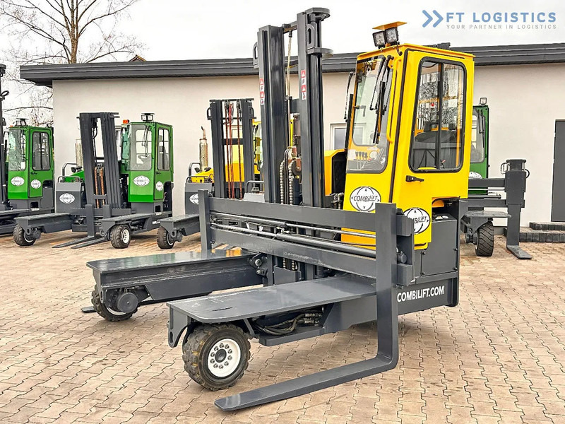 Combilift C4500 / DUPLEX / 4050MM / DIESEL / WIDE POSITIONER / FREE LIFT C4500 / DUPLEX / 4050MM / DIESEL / WIDE POSITIONER / FREE LIFT - 4방향 리치 트럭 : 사진 4 Combilift C4500 / DUPLEX / 4050MM / DIESEL / WIDE POSITIONER / FREE LIFT C4500 / DUPLEX / 4050MM / DIESEL / WIDE POSITIONER / FREE LIFT - 4방향 리치 트럭 : 사진 4