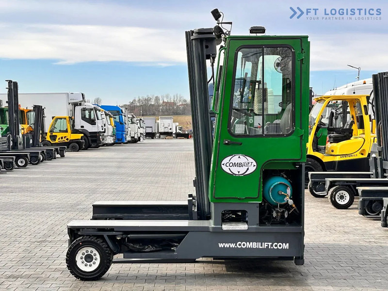 Combilift C4500 / LPG / TRIPLEX / 5500MM / FREE LIFT / HYDRAULIC FORK SHIFT / Like New C4500 / LPG / TRIPLEX / 5500MM / FREE LIFT / HYDRAU - 4방향 리치 트럭 : 사진 3 Combilift C4500 / LPG / TRIPLEX / 5500MM / FREE LIFT / HYDRAULIC FORK SHIFT / Like New C4500 / LPG / TRIPLEX / 5500MM / FREE LIFT / HYDRAU - 4방향 리치 트럭 : 사진 3