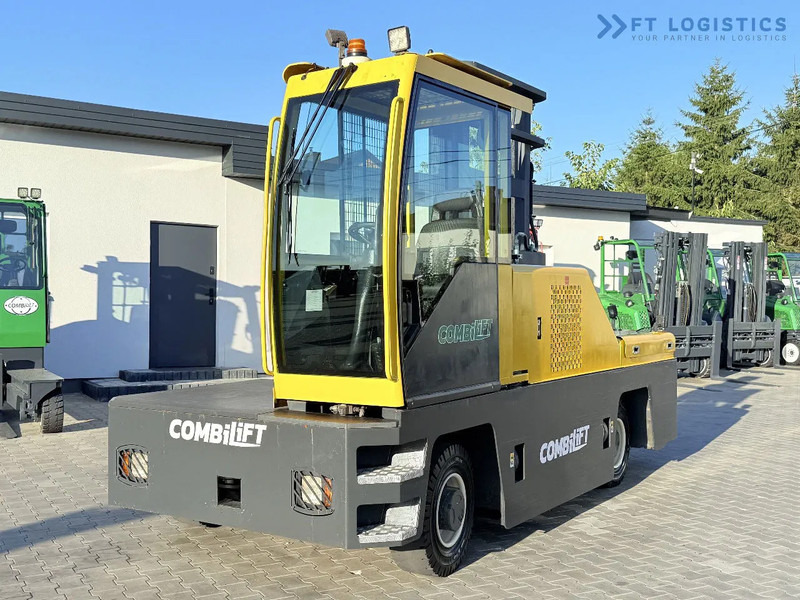 Combilift C5000FSL / DIESEL / DUPLEX - 4000MM / FREE-LIFT / CABIN / A wide range of four-way and side loaders, tailored to diverse needs a - 사이드 로더 : 사진 3 Combilift C5000FSL / DIESEL / DUPLEX - 4000MM / FREE-LIFT / CABIN / A wide range of four-way and side loaders, tailored to diverse needs a - 사이드 로더 : 사진 3