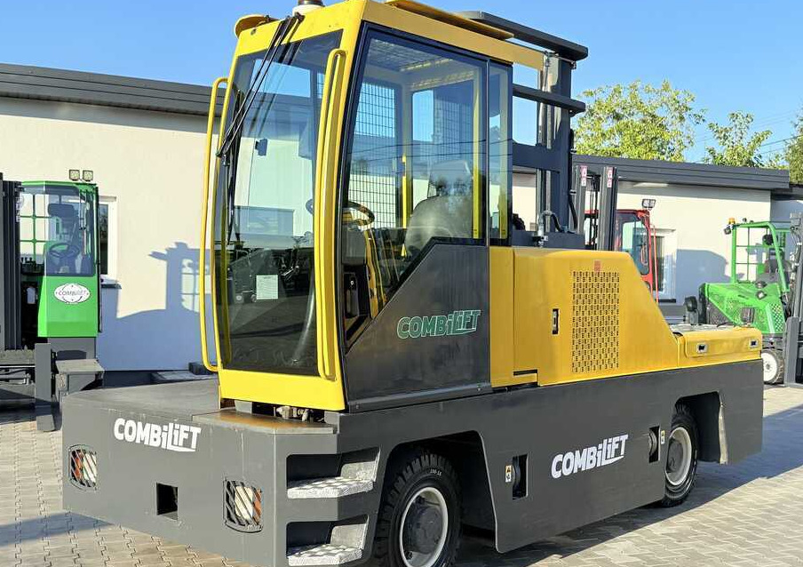 Combilift C5000FSL / DIESEL / DUPLEX - 4000MM / FREE-LIFT / CABIN / A wide range of four-way and side loaders, tailored to diverse needs and applications. - 사이드 로더 : 사진 1 Combilift C5000FSL / DIESEL / DUPLEX - 4000MM / FREE-LIFT / CABIN / A wide range of four-way and side loaders, tailored to diverse needs and applications. - 사이드 로더 : 사진 1