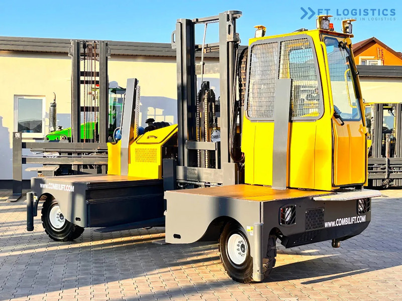 Combilift C5000SL / 5T / DUPLEX – 4000 MM / FREE LIFT / LPG / LIKE NEW!!! C5000SL / 5T / DUPLEX – 4000 MM / FREE LIFT / LPG / LIKE NEW!!! - 4방향 리치 트럭 : 사진 5 Combilift C5000SL / 5T / DUPLEX – 4000 MM / FREE LIFT / LPG / LIKE NEW!!! C5000SL / 5T / DUPLEX – 4000 MM / FREE LIFT / LPG / LIKE NEW!!! - 4방향 리치 트럭 : 사진 5