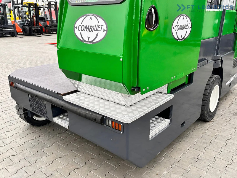 Combilift C5000SL / DIESEL / 4500MM / DUPLEX / CABIN / PLATFORMS / LIKE NEW C5000SL / DIESEL / 4500MM / DUPLEX / CABIN / PLATFORMS / LIKE - 사이드 로더 : 사진 5 Combilift C5000SL / DIESEL / 4500MM / DUPLEX / CABIN / PLATFORMS / LIKE NEW C5000SL / DIESEL / 4500MM / DUPLEX / CABIN / PLATFORMS / LIKE - 사이드 로더 : 사진 5