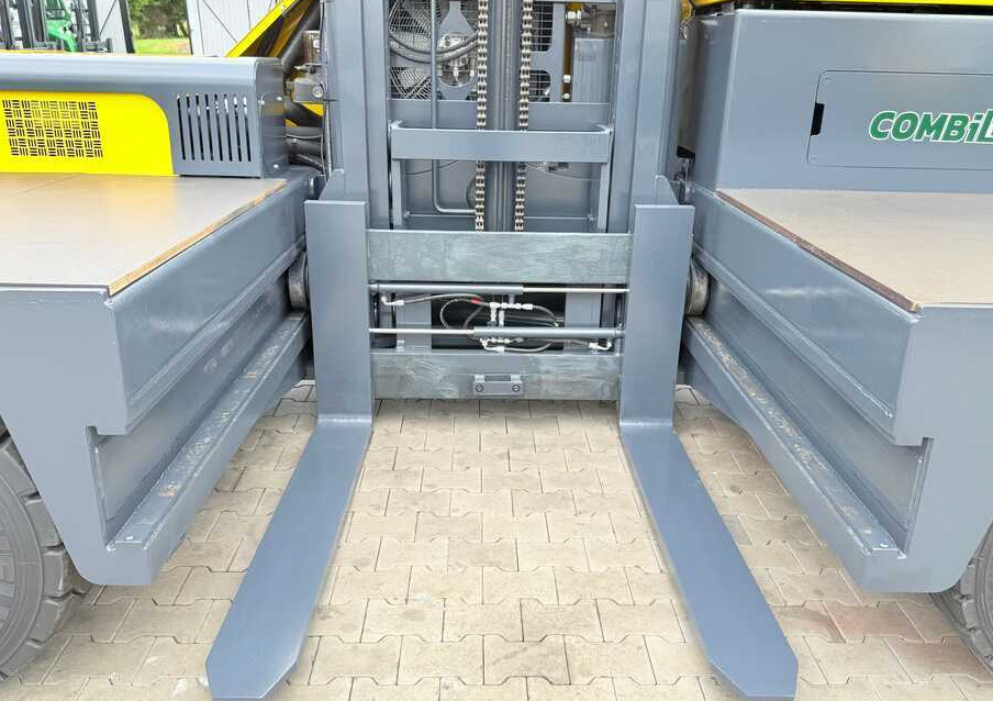 Combilift C6000FSL / DIESEL / DUPLEX – 4100MM / 1400MM FORKS / SIDeloADER / 6000KG LIFTING CAPACITY / FREE LIFT / DEUTZ ENGINE / EXCELLENT CONDITION - 사이드 로더 : 사진 5 Combilift C6000FSL / DIESEL / DUPLEX – 4100MM / 1400MM FORKS / SIDeloADER / 6000KG LIFTING CAPACITY / FREE LIFT / DEUTZ ENGINE / EXCELLENT CONDITION - 사이드 로더 : 사진 5