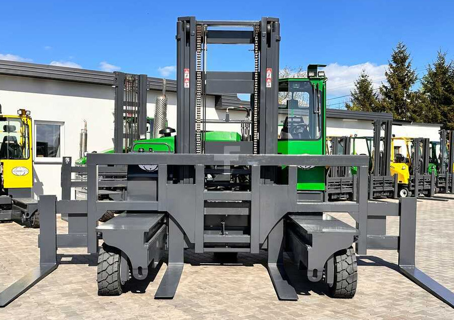 Combilift C8000 / DIESEL / 4600MM / DUPLEX / POSITIONER 5000MM / KUBOTA / EXCELLENT CONDITION - 4방향 리치 트럭 : 사진 4 Combilift C8000 / DIESEL / 4600MM / DUPLEX / POSITIONER 5000MM / KUBOTA / EXCELLENT CONDITION - 4방향 리치 트럭 : 사진 4