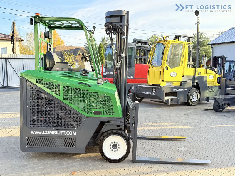 Combilift CB4000 / GAS / TRIPLEX 5200MM / FREE LIFT / FORK POSITIONER / SIDE SHIFT / EXCELLENT CONDITION / Wide range of four-way and side - 4방향 리치 트럭 : 사진 5 Combilift CB4000 / GAS / TRIPLEX 5200MM / FREE LIFT / FORK POSITIONER / SIDE SHIFT / EXCELLENT CONDITION / Wide range of four-way and side - 4방향 리치 트럭 : 사진 5