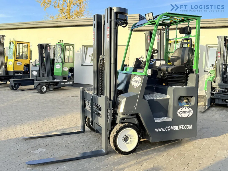 Combilift CB4000 / GAS / TRIPLEX 5200MM / FREE LIFT / FORK POSITIONER / SIDE SHIFT / EXCELLENT CONDITION / Wide range of four-way and side - 4방향 리치 트럭 : 사진 2 Combilift CB4000 / GAS / TRIPLEX 5200MM / FREE LIFT / FORK POSITIONER / SIDE SHIFT / EXCELLENT CONDITION / Wide range of four-way and side - 4방향 리치 트럭 : 사진 2