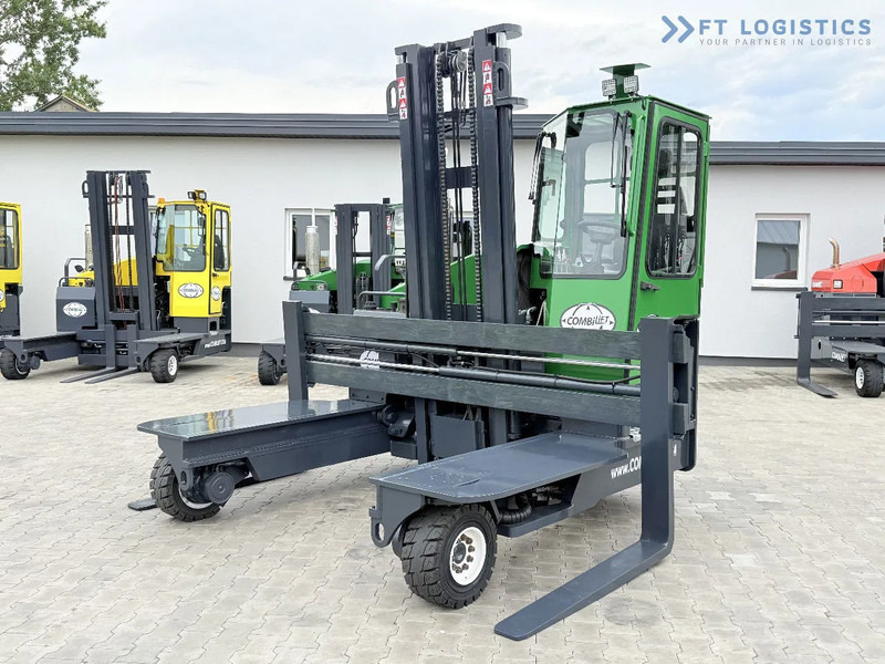 Combilift Combilift C4500 / DIESEL / DUPLEX 4000MM / WIDE FORK POSITIONER / HEATING / FULL CABIN / PERFECT CONDITION / Wide range of four- - 4방향 리치 트럭 : 사진 3 Combilift Combilift C4500 / DIESEL / DUPLEX 4000MM / WIDE FORK POSITIONER / HEATING / FULL CABIN / PERFECT CONDITION / Wide range of four- - 4방향 리치 트럭 : 사진 3