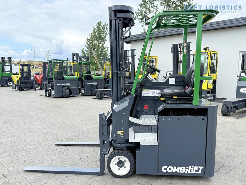 Combilift Combilift CBE2500 / TRIPLEX / 5500MM / FREE LIFT / ELECTRIC DRIVE / ONLY 2300 MTH / FORK POSITIONER / SIDE SHIFT / NEW TYRES / L - 4방향 리치 트럭 : 사진 3 Combilift Combilift CBE2500 / TRIPLEX / 5500MM / FREE LIFT / ELECTRIC DRIVE / ONLY 2300 MTH / FORK POSITIONER / SIDE SHIFT / NEW TYRES / L - 4방향 리치 트럭 : 사진 3