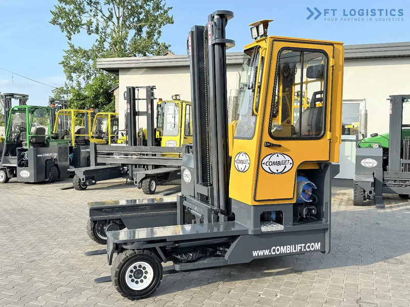 Combilift Combilift FOUR-WAY MULTIDIRECTIONAL FORKLIFT C4000 / GAS / DUPLEX 4500MM / ONLY 6604 HOURS / SIDE SHIFT / FULL CABIN / PERFECT C - 4방향 리치 트럭 : 사진 3 Combilift Combilift FOUR-WAY MULTIDIRECTIONAL FORKLIFT C4000 / GAS / DUPLEX 4500MM / ONLY 6604 HOURS / SIDE SHIFT / FULL CABIN / PERFECT C - 4방향 리치 트럭 : 사진 3