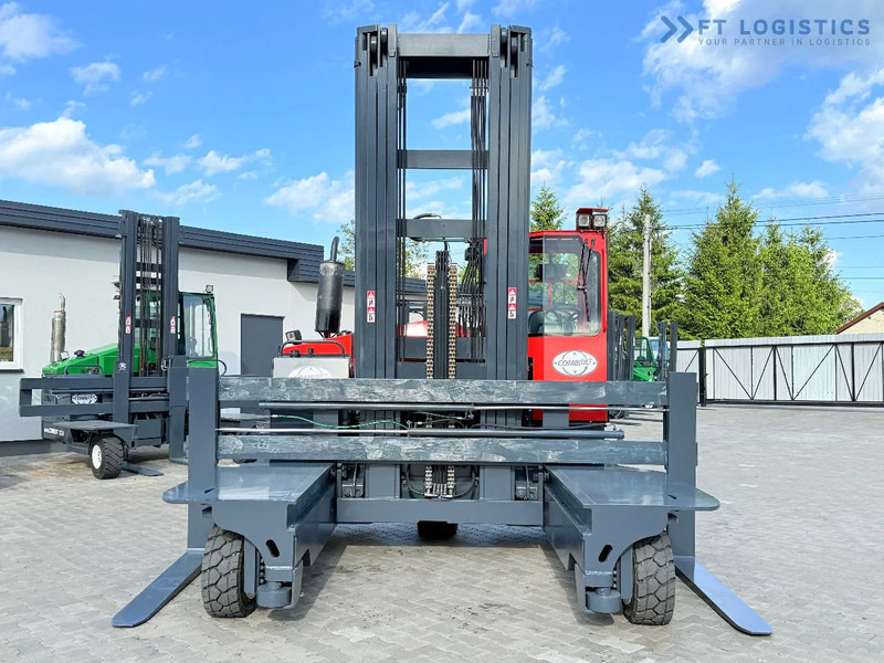 Combilift Combilift Wózki 4-kierunkowe C8000 / GAS / TRIPLEX 8300 / WIDE FORK POSITIRONER / FREE-LIFT / A comprehensive range of four-way - 4방향 리치 트럭 : 사진 4 Combilift Combilift Wózki 4-kierunkowe C8000 / GAS / TRIPLEX 8300 / WIDE FORK POSITIRONER / FREE-LIFT / A comprehensive range of four-way - 4방향 리치 트럭 : 사진 4