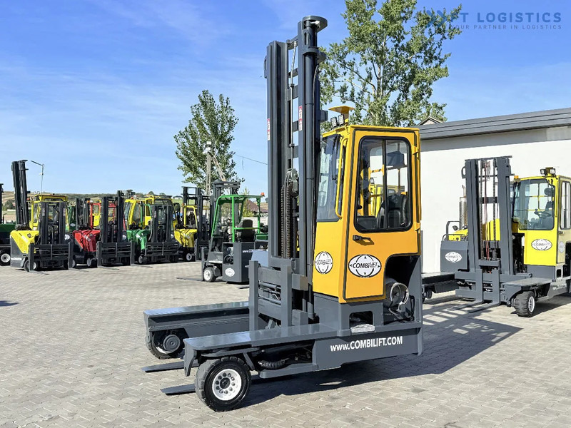 Combilift FOUR-WAY MULTIDIRECTIONAL FORKLIFT / C4000 / DUPLEX - 5500MM / FREE-LIFT / FORKS POSITIONER / LIKE-NEW FOUR-WAY MULTIDIRECTIONAL - 4방향 리치 트럭 : 사진 3 Combilift FOUR-WAY MULTIDIRECTIONAL FORKLIFT / C4000 / DUPLEX - 5500MM / FREE-LIFT / FORKS POSITIONER / LIKE-NEW FOUR-WAY MULTIDIRECTIONAL - 4방향 리치 트럭 : 사진 3