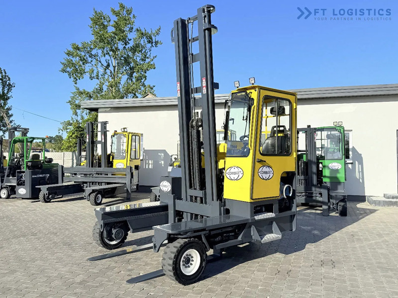 Combilift FOUR-WAY MULTIDIRECTIONAL FORKLIFT C5000 / GAS / TRIPLEX 6000MM / ONLY 4263 HOURS / FORK POSITIONER / EXCELLENT CONDITION / Wide - 4방향 리치 트럭 : 사진 2 Combilift FOUR-WAY MULTIDIRECTIONAL FORKLIFT C5000 / GAS / TRIPLEX 6000MM / ONLY 4263 HOURS / FORK POSITIONER / EXCELLENT CONDITION / Wide - 4방향 리치 트럭 : 사진 2