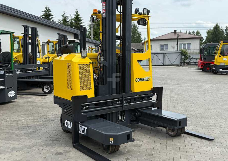 Combilift MR / ELECTRIC / TRIPLEX – 6000MM / FULL FREE LIFT / WIDE POSITIONER / FORK SIDESHIFT / ONLY 1400 HOURS / LIKE NEW - 4방향 리치 트럭 : 사진 3 Combilift MR / ELECTRIC / TRIPLEX – 6000MM / FULL FREE LIFT / WIDE POSITIONER / FORK SIDESHIFT / ONLY 1400 HOURS / LIKE NEW - 4방향 리치 트럭 : 사진 3