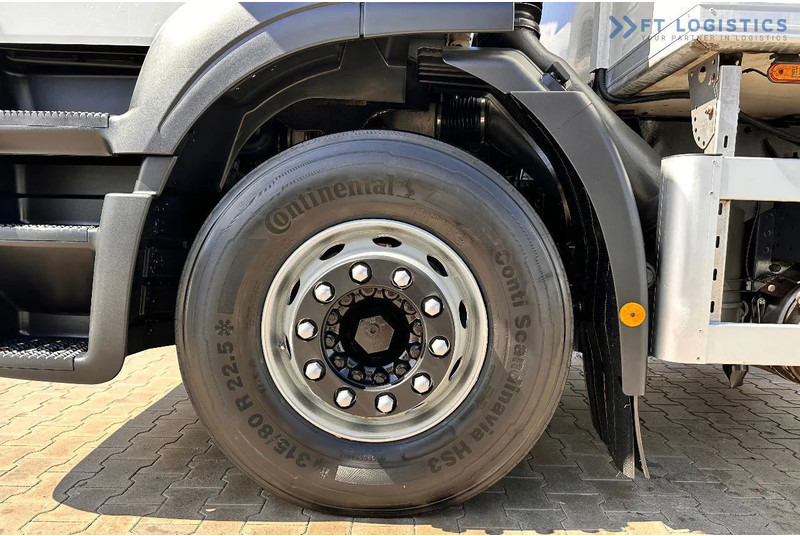 Iveco Stralis 420 STRALIS 420 / Refrigerated Truck / Carrier Supra 950 / 19 Pallets / Tail Lift / Tires - 냉동탑차 : 사진 5 Iveco Stralis 420 STRALIS 420 / Refrigerated Truck / Carrier Supra 950 / 19 Pallets / Tail Lift / Tires - 냉동탑차 : 사진 5