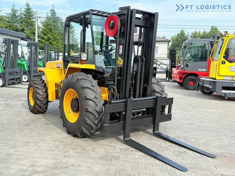 JCB 940 / DIESEL / TRIPLEX 4500MM / FORK POSITIONER / SIDE SHIFT / 4T / NEW TYRES / LIKE NEW 940 / DIESEL / TRIPLEX 4500MM / FORK PO - 지형 지게차 : 사진 5 JCB 940 / DIESEL / TRIPLEX 4500MM / FORK POSITIONER / SIDE SHIFT / 4T / NEW TYRES / LIKE NEW 940 / DIESEL / TRIPLEX 4500MM / FORK PO - 지형 지게차 : 사진 5