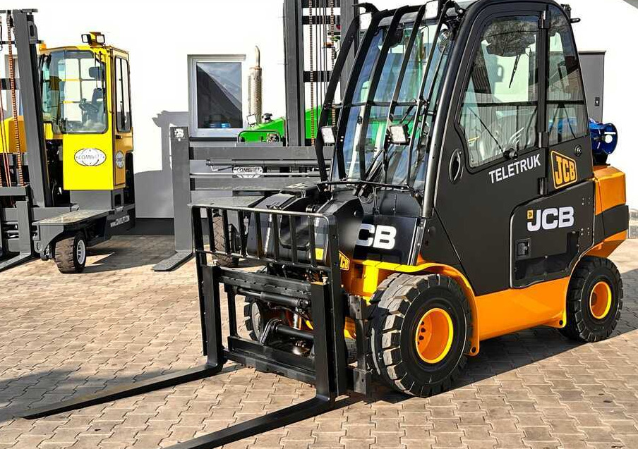 JCB TLT30G / GAS / 4100MM / FULL CABIN / FORK POSITIONER / LIKE NEW - 텔레스코픽 핸들러 : 사진 2 JCB TLT30G / GAS / 4100MM / FULL CABIN / FORK POSITIONER / LIKE NEW - 텔레스코픽 핸들러 : 사진 2
