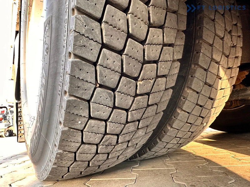 크레인 트럭 MAN TGX 26.480 Ciężarówka burtowa MAN TGX 26.480 6X2 / PALFINGER PK9002-EH B Crane / 80% Michelin : 사진 16