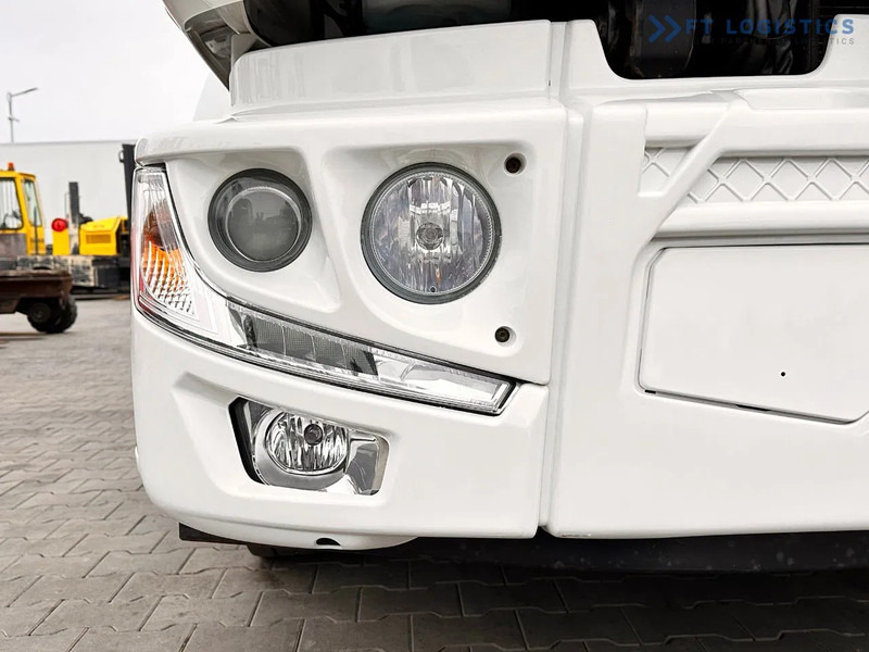 Renault Midlum 250 Renault D 250 / AUTOMATIC / 4X2 / 18 PALLETS / TAIL LIFT / SIDE BOARDS / curtainsider truck - 커튼사이더 트럭 : 사진 4 Renault Midlum 250 Renault D 250 / AUTOMATIC / 4X2 / 18 PALLETS / TAIL LIFT / SIDE BOARDS / curtainsider truck - 커튼사이더 트럭 : 사진 4