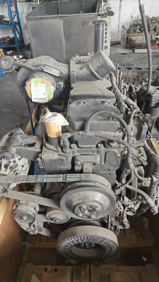 Cummins QSB6.7 - 엔진 굴착기 용 : 사진 1 Cummins QSB6.7 - 엔진 굴착기 용 : 사진 1