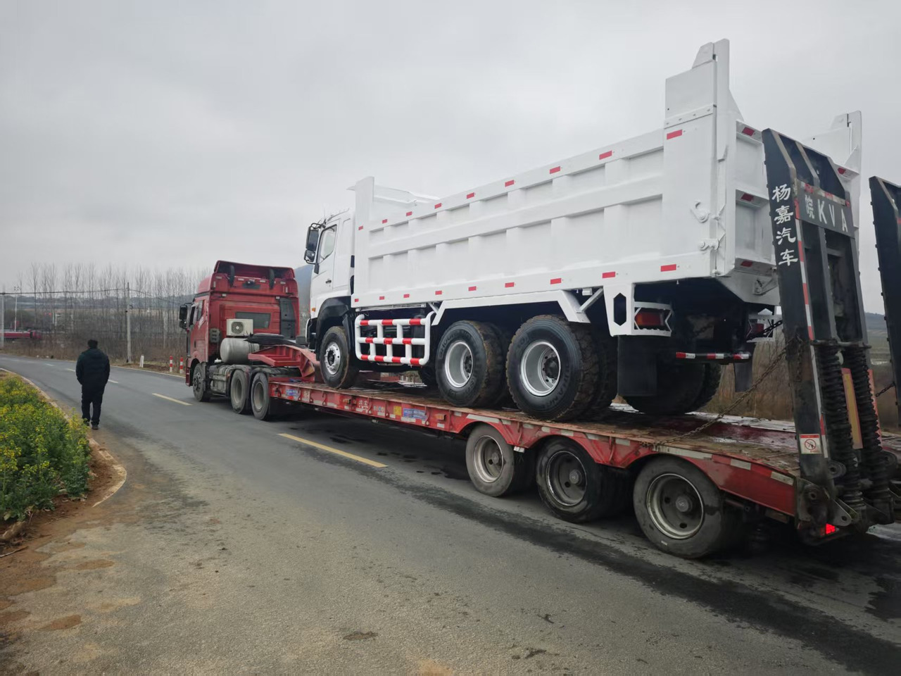 HINO HINO 700 - 덤프트럭 : 사진 3 HINO HINO 700 - 덤프트럭 : 사진 3