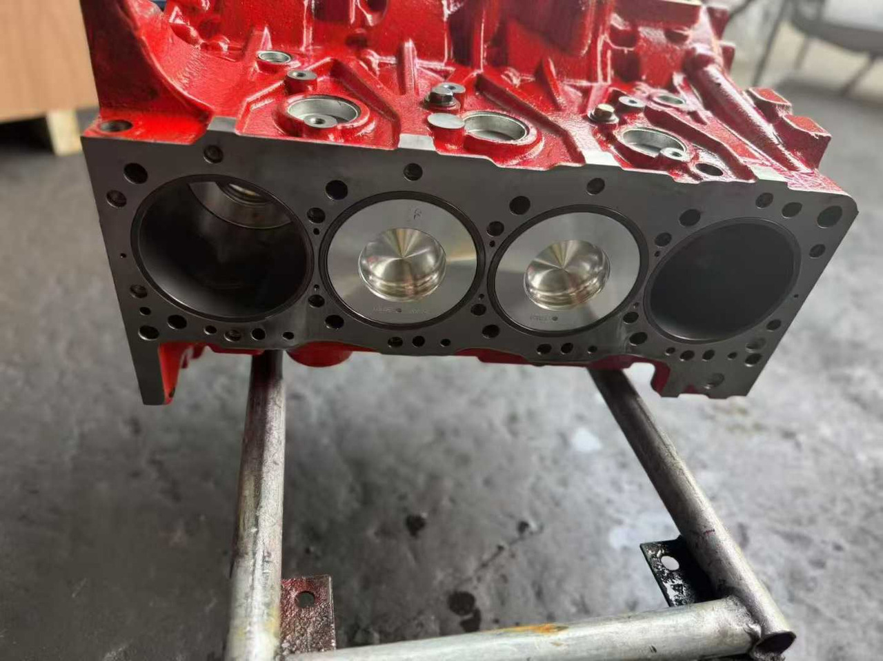 HINO J05E 11401-E0702 - 실린더 블록 굴착기 용 : 사진 3 HINO J05E 11401-E0702 - 실린더 블록 굴착기 용 : 사진 3