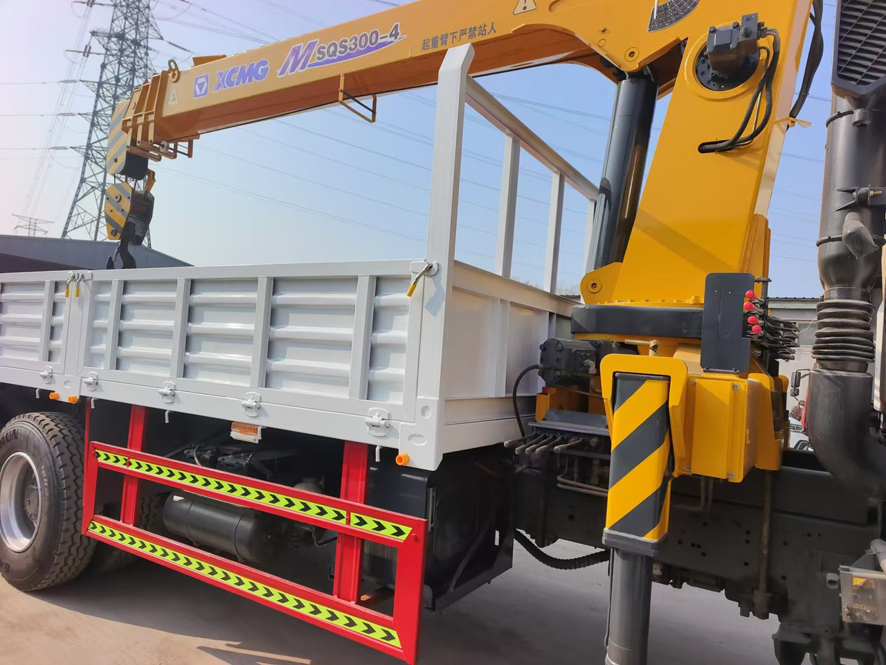 HOWO,XCMG HOWO 375,XCMG MSQS300-4 12 tons - 유조트럭 : 사진 5 HOWO,XCMG HOWO 375,XCMG MSQS300-4 12 tons - 유조트럭 : 사진 5