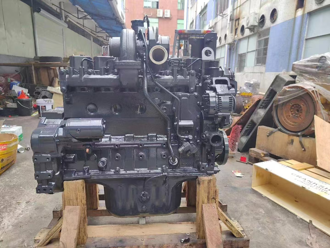 KOMATSU 6D102 - 엔진 굴착기 용 : 사진 1 KOMATSU 6D102 - 엔진 굴착기 용 : 사진 1