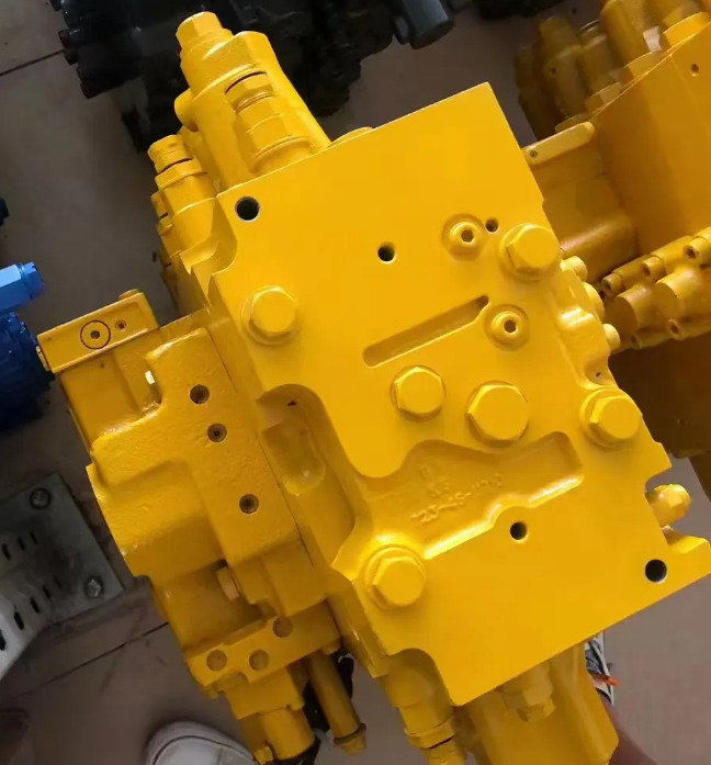 KOMATSU PC200-8 - 유압 밸브 굴착기 용 : 사진 3 KOMATSU PC200-8 - 유압 밸브 굴착기 용 : 사진 3
